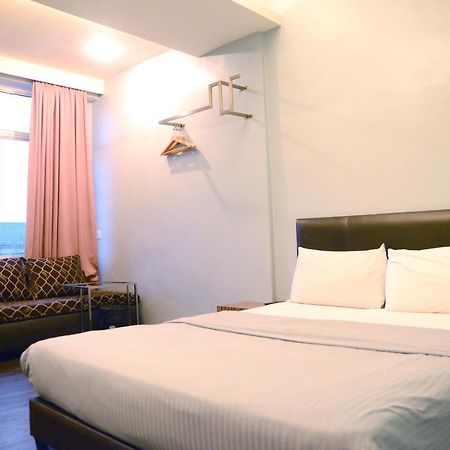 Newland Hotel Johor Bahru Dış mekan fotoğraf